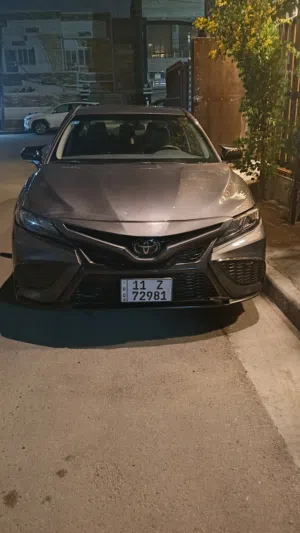 كامري موديل 24 بدون ارباك حادث خفيف جداً