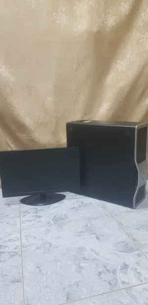 كمبيوتر مكتبي للدراسة و للالعاب مع شاشة