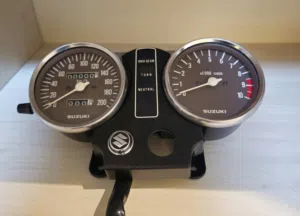 suzuki-gt250x7-counter