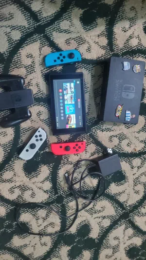 نينتندو سويتش (Nintendo Switch) نظيف جداً مع كامل ملحقاته