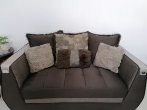 طقم كنب.. 3 كنبات بحالة جيدةhome center