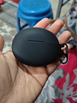 Oneplus buds 4 with case