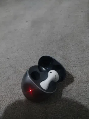 سماعه فرده واحده HUAWEI FreeBuds 5 تعمل بحاله ممتازه