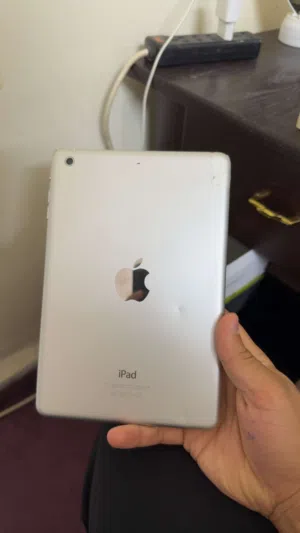Apple iPad Mini 2 16 GB in Zarqa