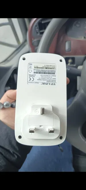 Tp_link  قابس كهربائي توزيع شبكة النت لجميع ا