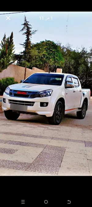 Used Isuzu D-Max in Ajloun
