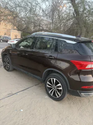 سياره GAC Gs4