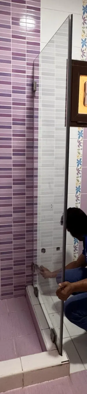 قاطع زجاج شاور بوكس (مستعمل)