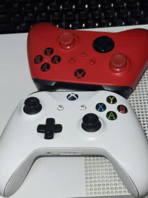 اكس بوكس مستعمل نضيف للبيع