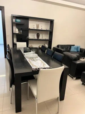 REF :14879 - شقة مفروشه للبيع – طريق المطار