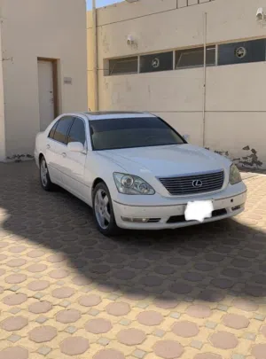 Used Lexus LS in Al Ain