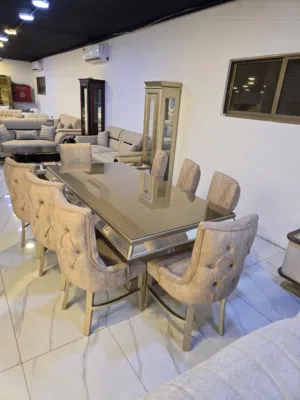 طاوله سفره 8 كراسي زان ولاتيه مري شطف وفرز كامل قماشه استاتيه