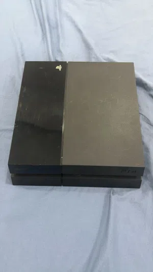 للبيع بليستيشن 4 مهكر gold hen  حياكم