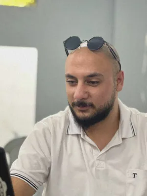 عبيدة كتانة 