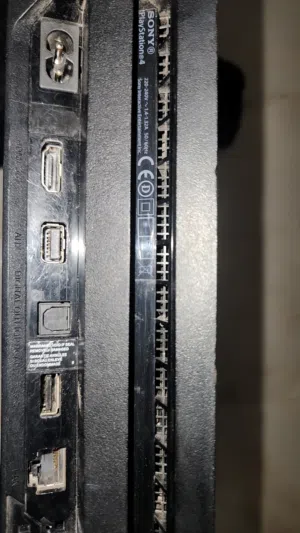 PS4 pro بلاستيشن 4 برو