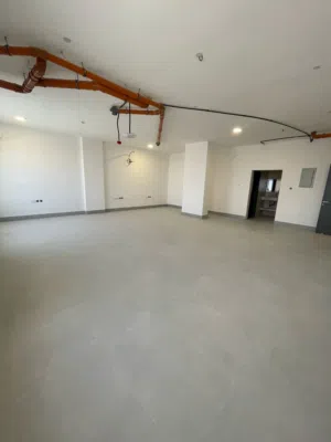 SR-MR-787 Open space for rent in mazzoun street alkhod seven .