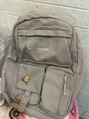 شنط مدرسيه وسفر