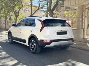 used-kia-niro-in-ramallah-and-al-bireh