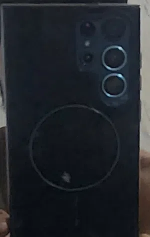 Samsung Galaxy S22 Ultra 5G 256 GB in Tripoli