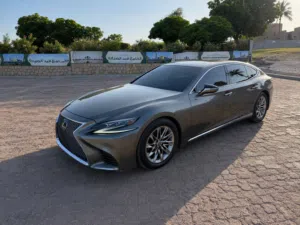 Used Lexus LS in Muscat