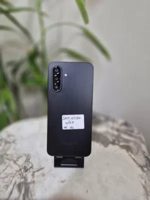 Samsung phone 5G+NFC