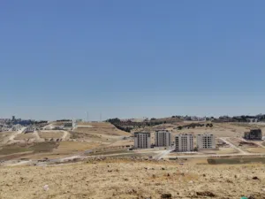 Residential Land for Sale in Amman Hjar Al Nawabilseh