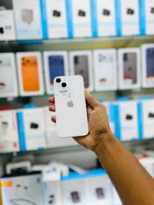 iPhone 13 -256 GB - Awesome working phone