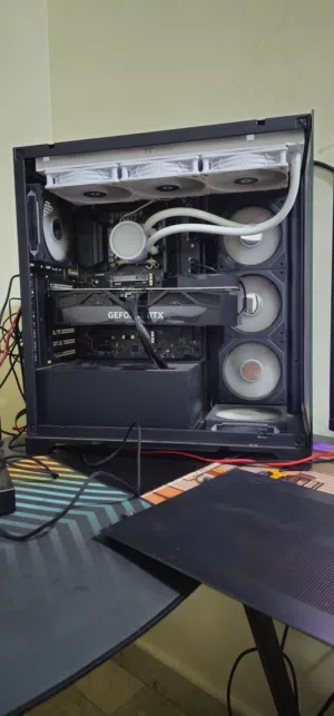 pc موصفات عاليه والسعر لكطه