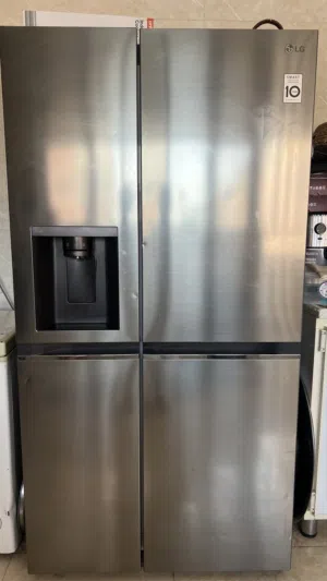 ثلاجه LG بابين