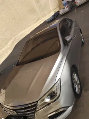 ام جي 5 حالة الوكالة ممشى 13 الف كيلو مع بطارية جديدة mg 5 perfect condition 13 km