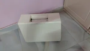 مكينة خياطة