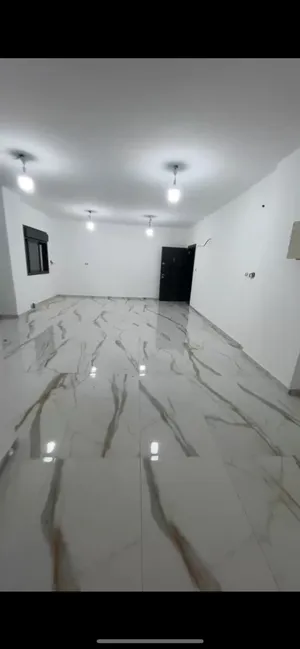 3 Bedrooms . 3 Bathrooms . 145 m20