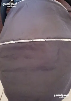 مقعد سياره شبه جديد