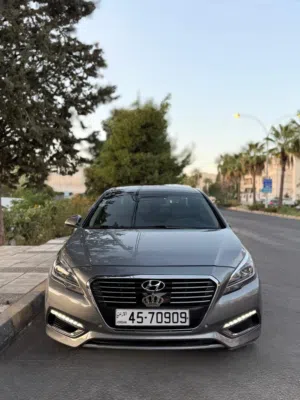 هيونداي سوناتا فل الفل فحص كامل للبيع  دفعه 4000 وباقي عليها 11000 نقل معامله كامل