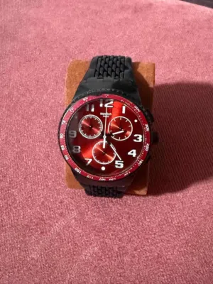 ساعة Swatch اصلية مستعملة بحالة الوكالة