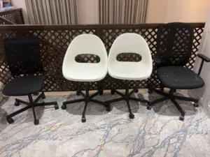 كراسي مكتب 4 حبات ب 200