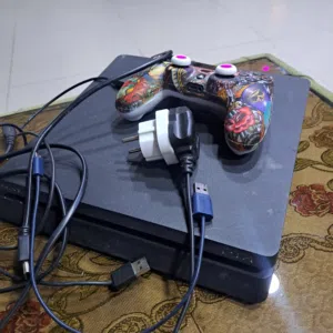 PlayStation 4 PlayStation for sale in Zarqa