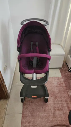 عرباية اطفال نوع STOKKE الأصلية