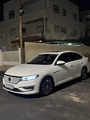 Used Volkswagen Lavida in Amman