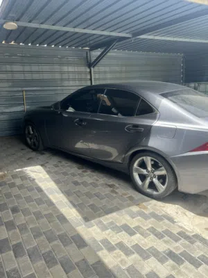 للبيع لكزس 350is