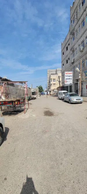 850 m2 More than 6 bedrooms Townhouse for Sale in Aden Al-Drein