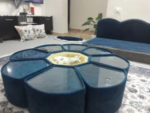 طاولات غرف قعده لون كحلي