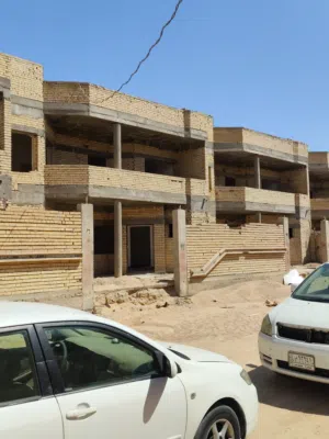 200 m2 4 Bedrooms Townhouse for Sale in Basra Other
