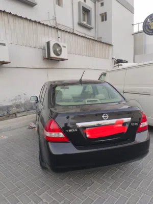 nissan tida