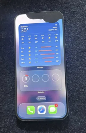 Apple iPhone 15 Pro 128 GB in Northern Governorate