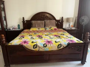 MAHOGANY WOOD BEDROOM SET