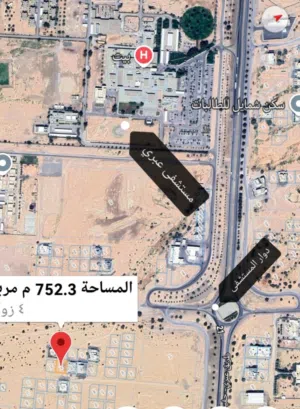 للبيع أرض سكنيه مميزه في عبري - الجاهلي جنب دوار مستشفى عبري المرجعي تصلح لبناء سكن طالبات وممرضات