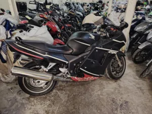 Honda CPR1100 XX Black Bird Bike