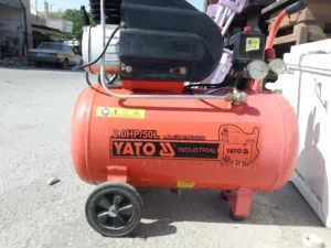 كوبريسة هواء YATO 50 لتر شبه جديدة استخدام شخصي كوبريسة اشي بصلاة عنبي وبسعر الحرق الله يبارك لجميع