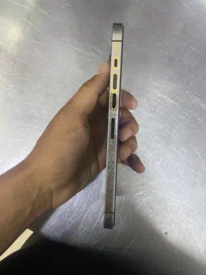 آيفون 13 برو مكس مش مفتوح جهاز نضيف يبي ظهر فقط